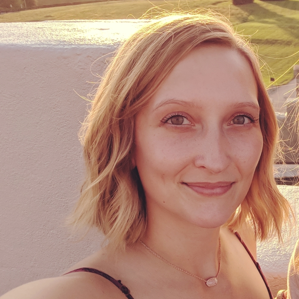 Meet your Posher, Jennifer